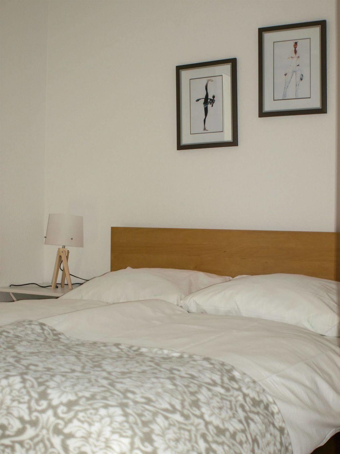 Midi Inn Parkhotel Mitte Берлин Экстерьер фото